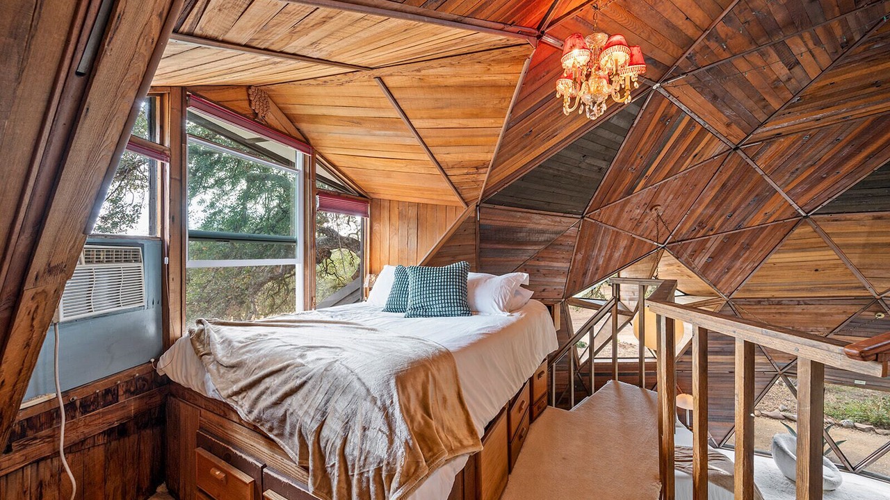 Photo of Bedroom in Atascadero
