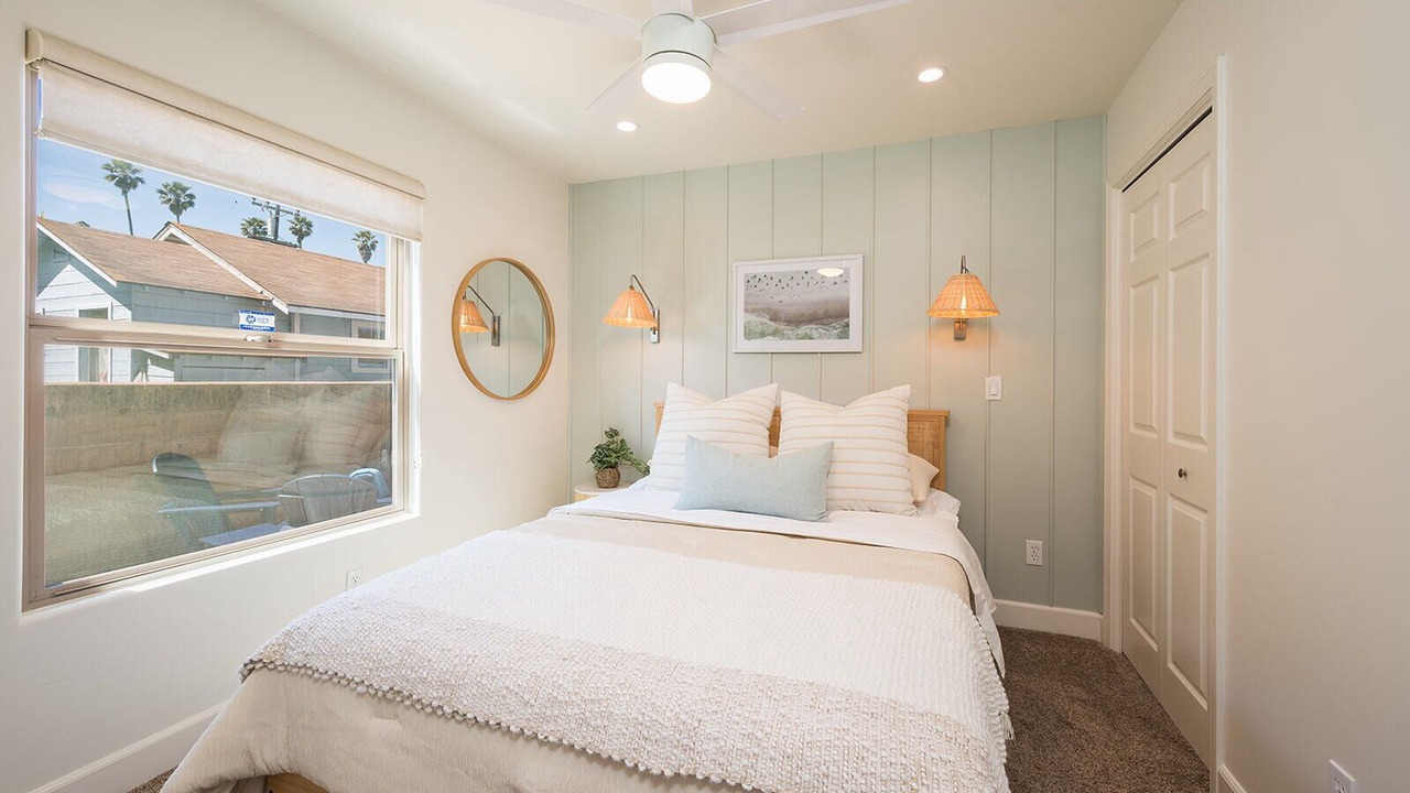 Photo of Bedroom in Downtown