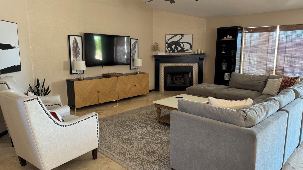 Photo of Livingroom in Fort Mohave