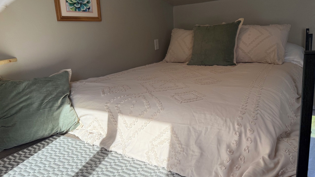 Photo of Bedroom in Freshwater