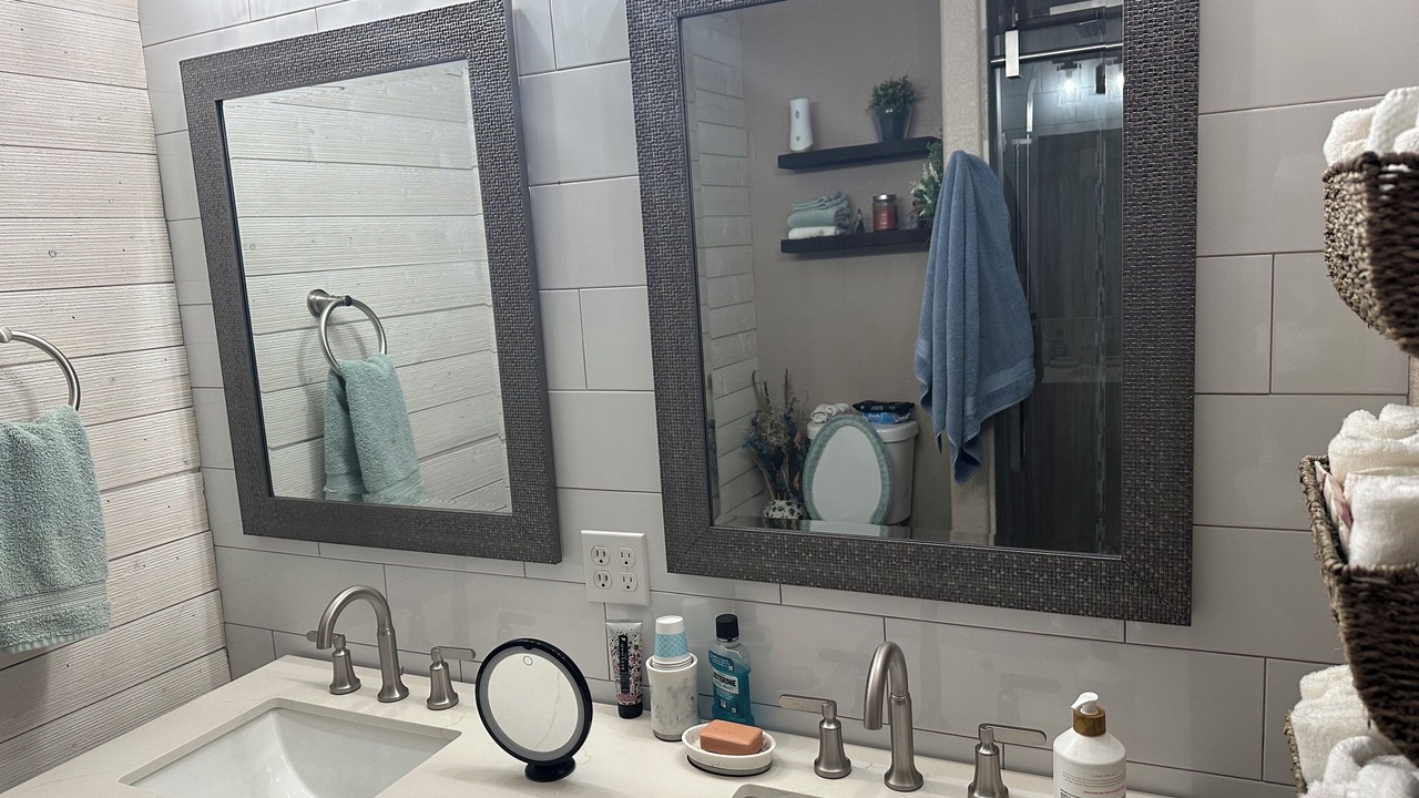 Photo of Bathroom in South Mountain