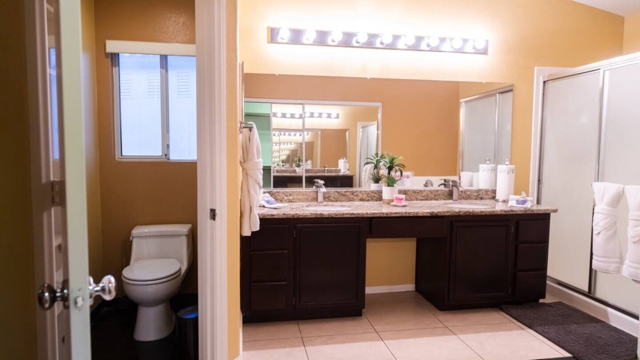 Photo of Bathroom in Orchards