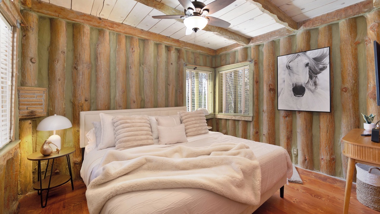 Photo of Bedroom in North Auburn
