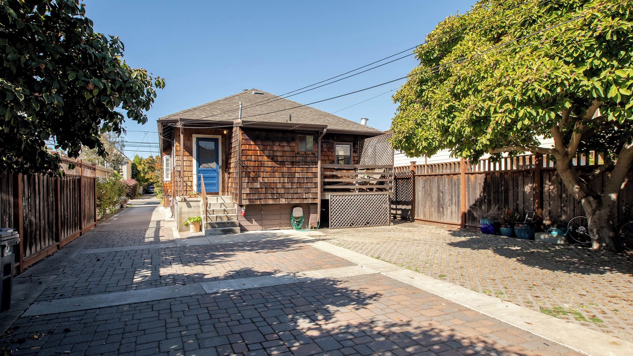 Photo of Outdoor in East End
