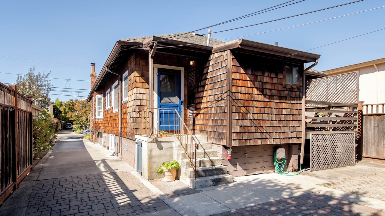Photo of Outdoor in East End