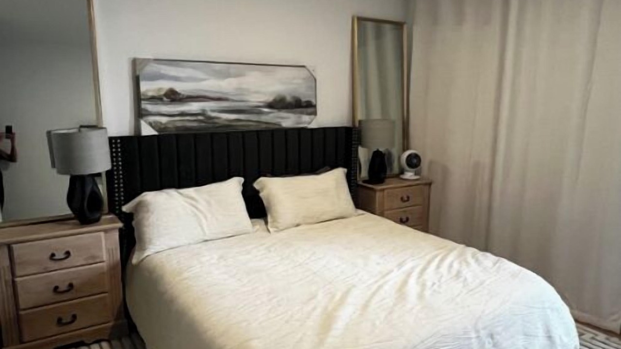 Photo of Bedroom in Black Mountain
