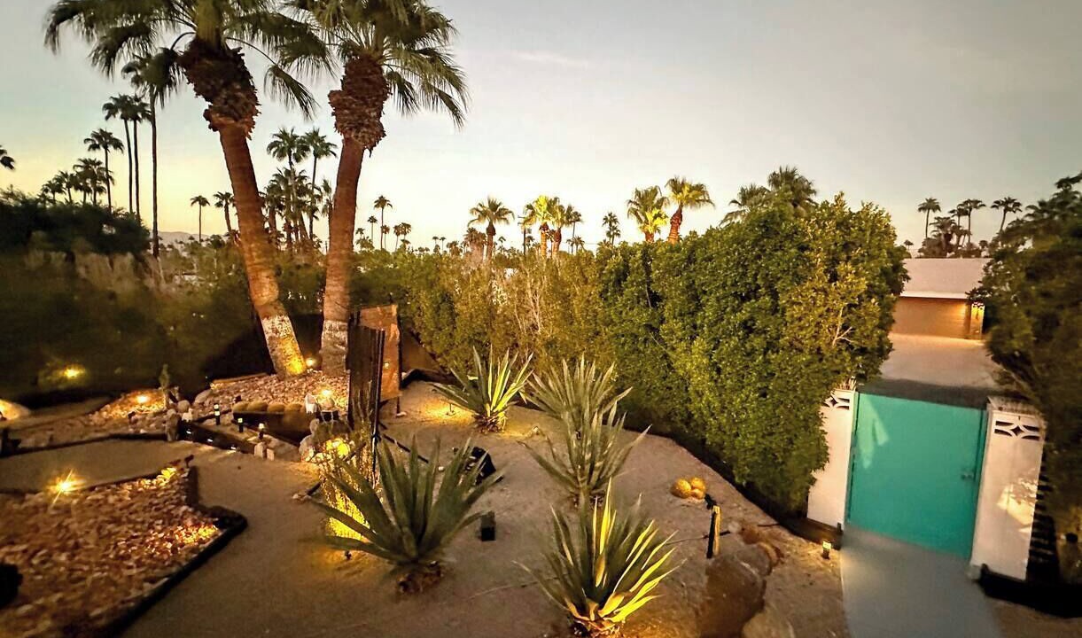 Photo of Others in Twin Palms