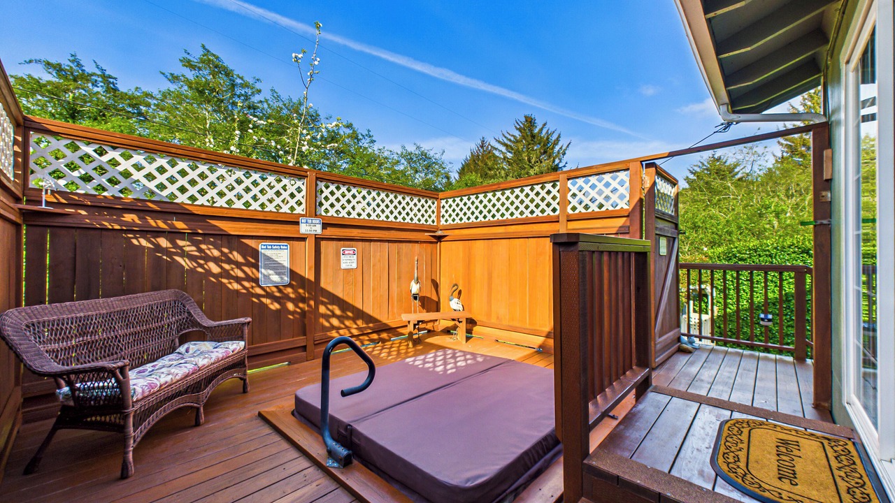 Photo of Patio Balcony in Humboldt Hill