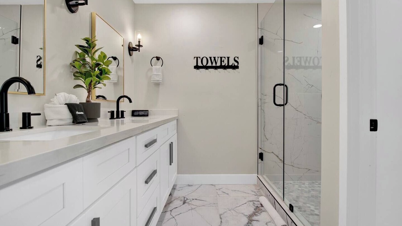 Photo of Bathroom in Paradise Valley Village