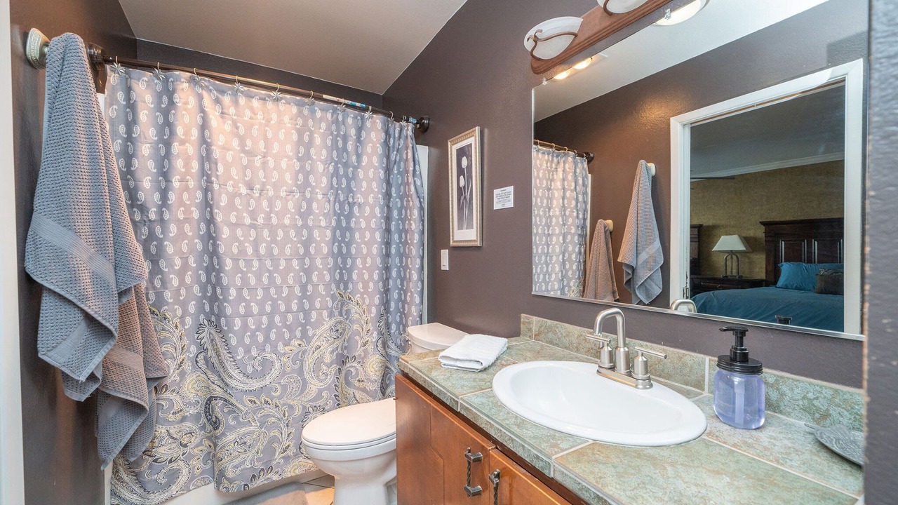Photo of Bathroom in Moovalya Keys