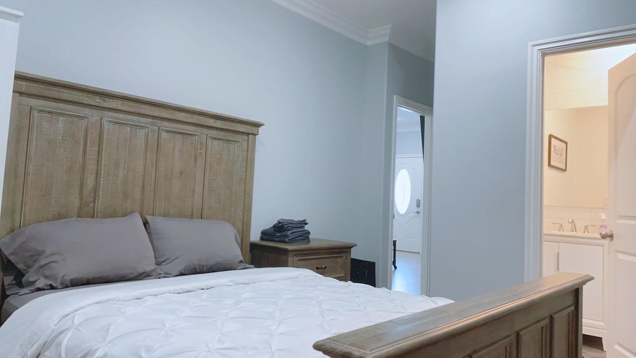 Photo of Bedroom in Midway City