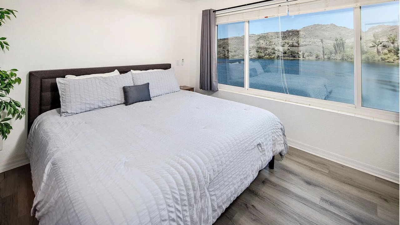Photo of Bedroom in Parker Strip