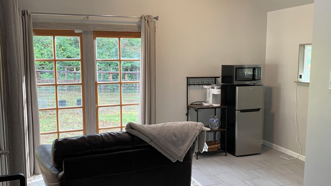 Photo of Bedroom in Roseburg