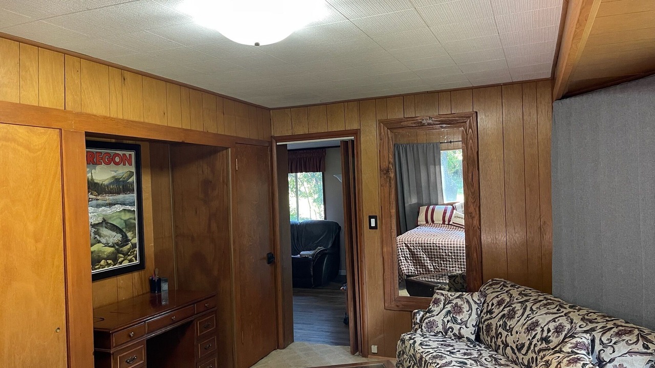 Photo of Livingroom in Trail