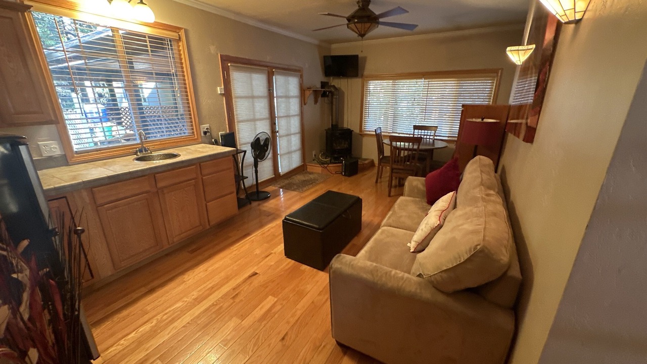 Photo of Bedroom in Mount Shasta