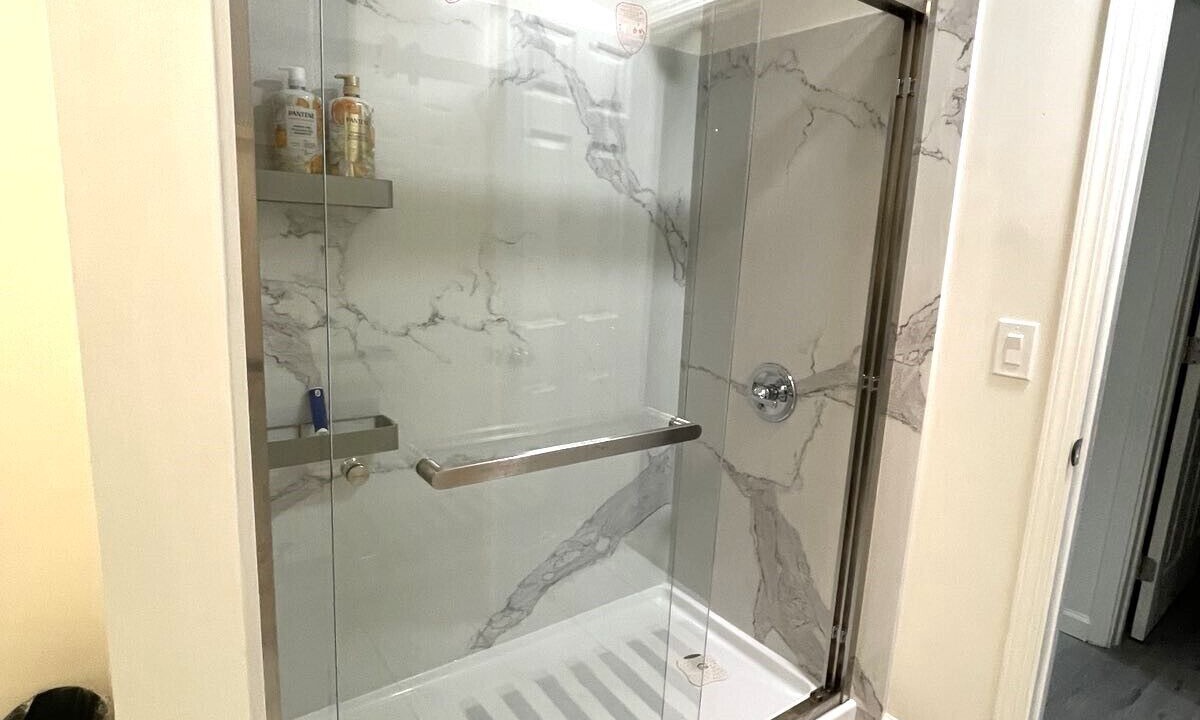 Photo of Bathroom in Mission - Garin