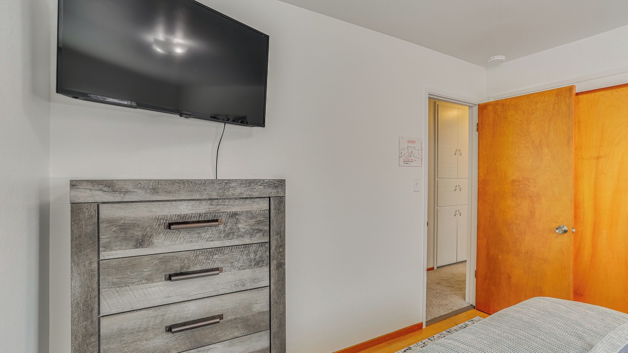 Photo of Bedroom in Burney