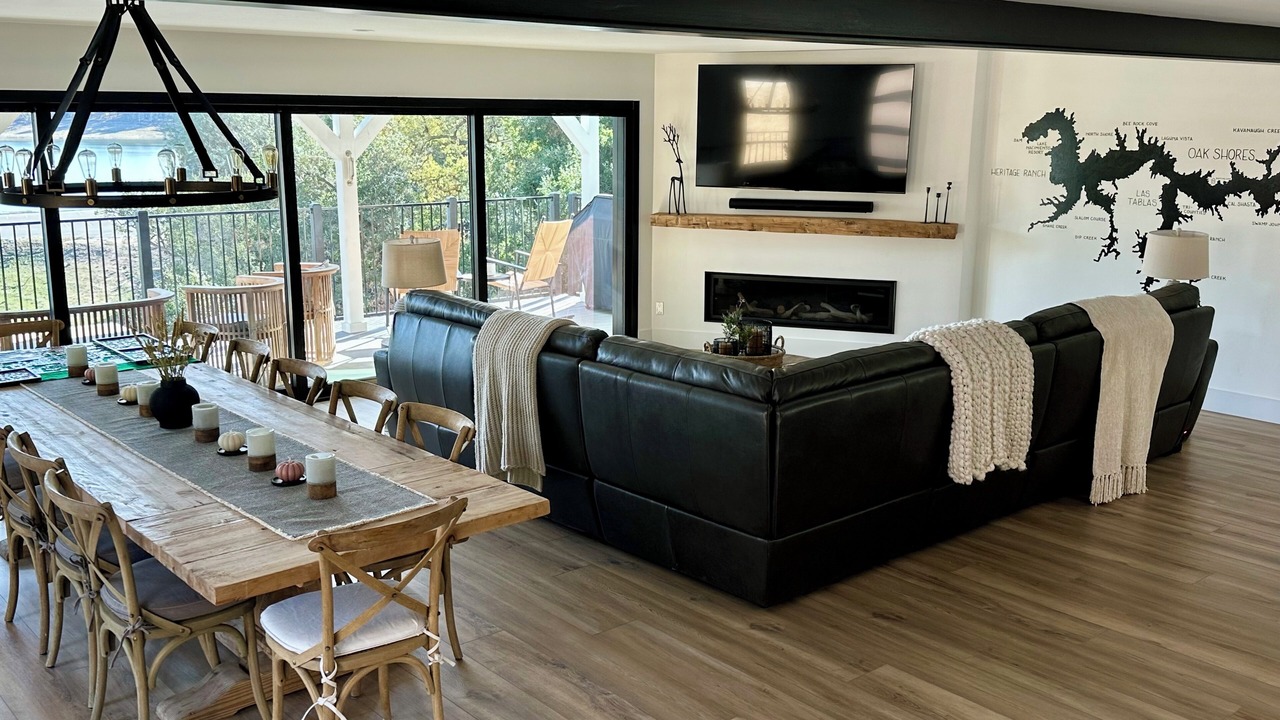 Photo of Livingroom in Oak Shores