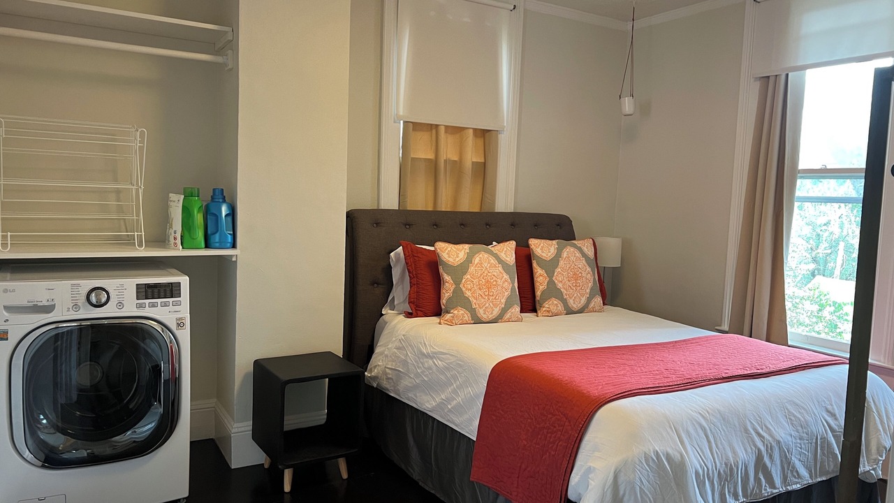 Photo of Bedroom in Nob Hill