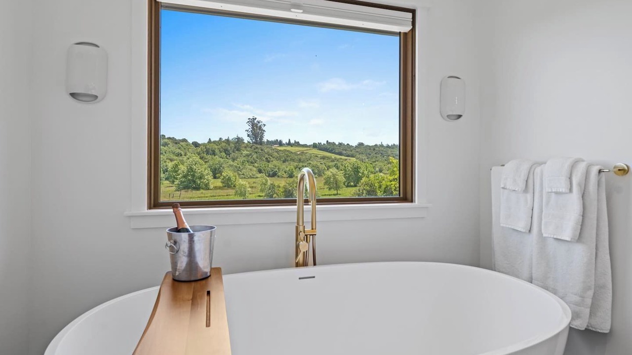 Photo of Bathroom in Freestone