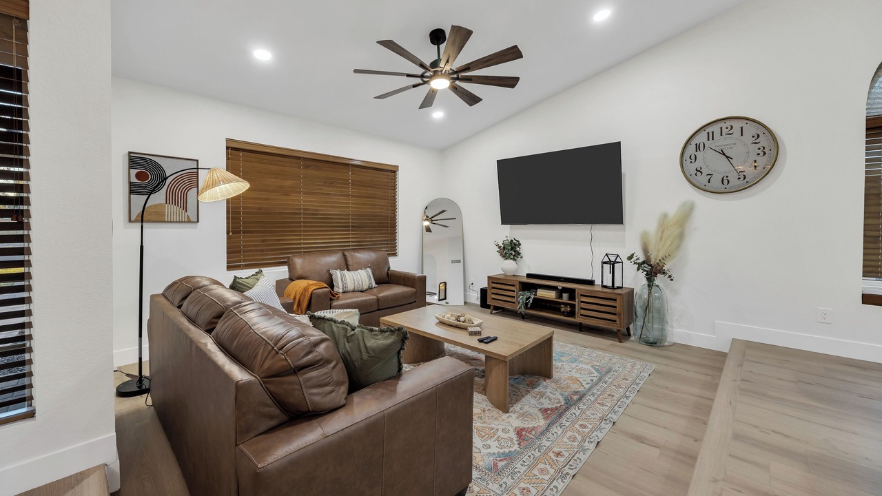 Photo of Livingroom in Chandler