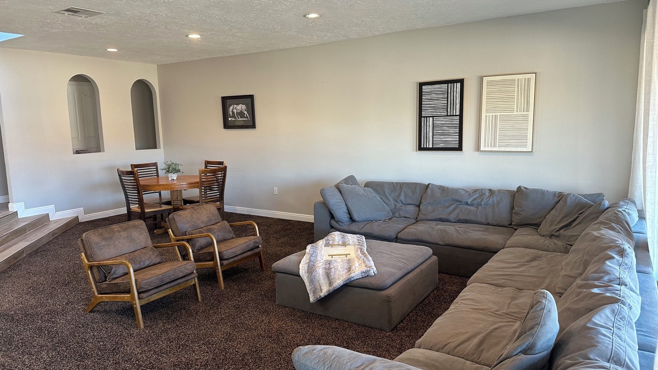 Photo of Livingroom in St. George
