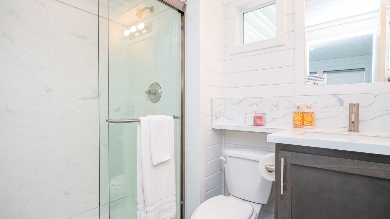 Photo of Bathroom in Parker Strip