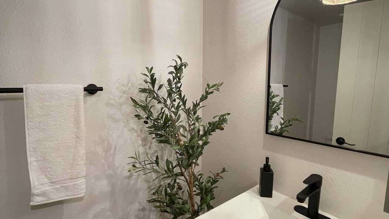 Photo of Bathroom in Chinatown