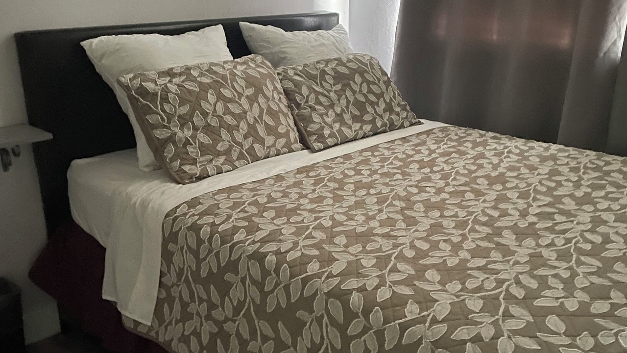 Photo of Bedroom in Southwestern Sacramento