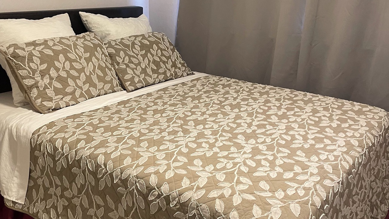 Photo of Bedroom in Southwestern Sacramento