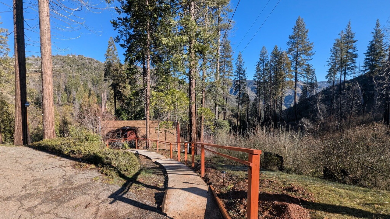 Photo of Outdoor in Mariposa