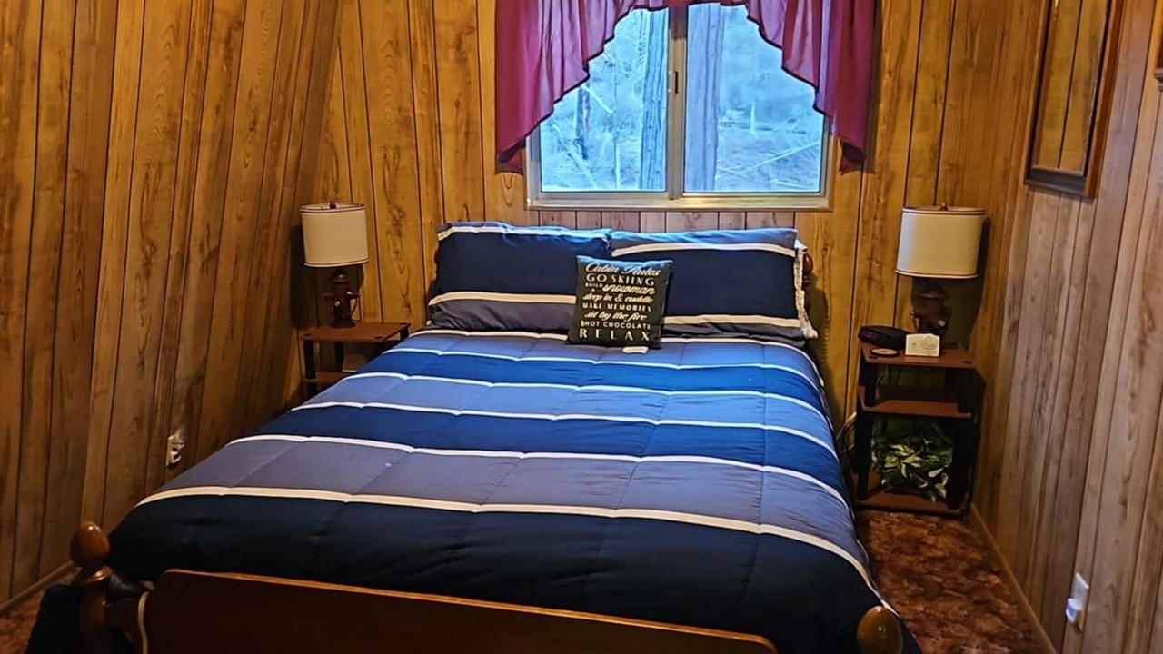 Photo of Bedroom in Mariposa