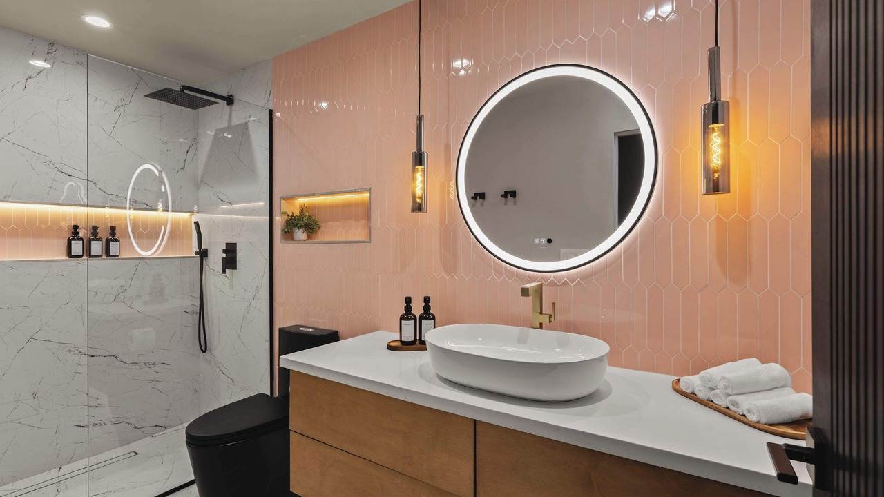 Photo of Bathroom in Sunrise Vista Chino