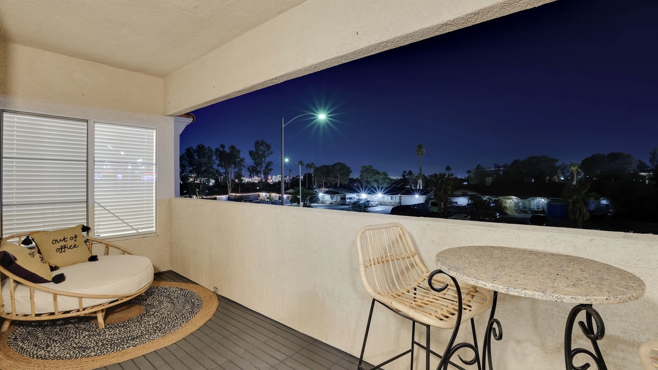 Photo of Patio Balcony in Canyon Gate