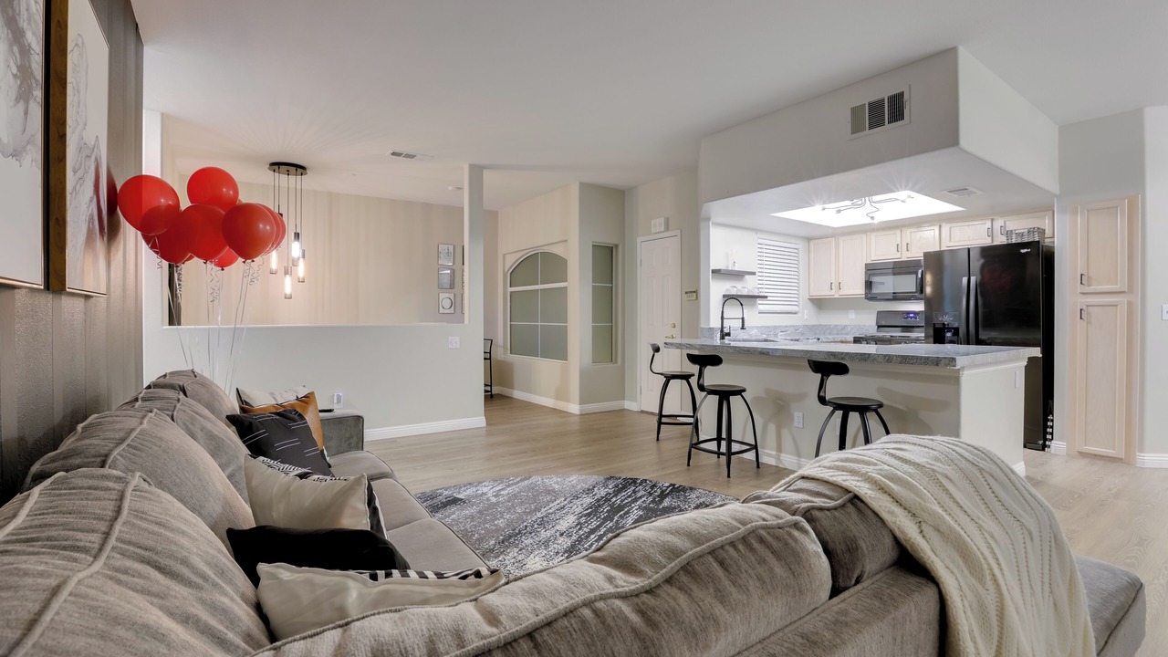 Photo of Livingroom in Canyon Gate