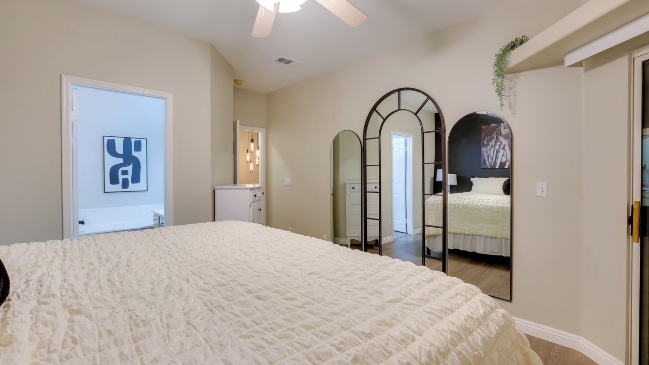 Photo of Bedroom in Canyon Gate