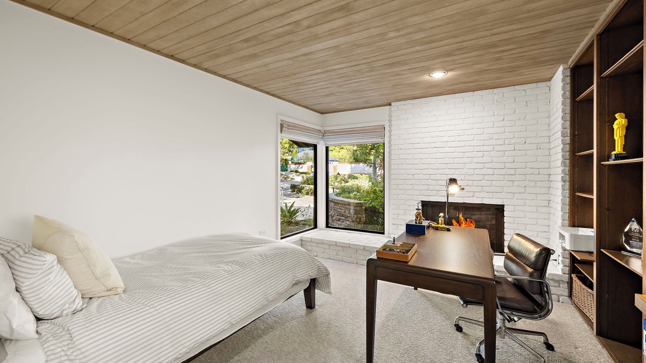 Photo of Bedroom in North Tustin