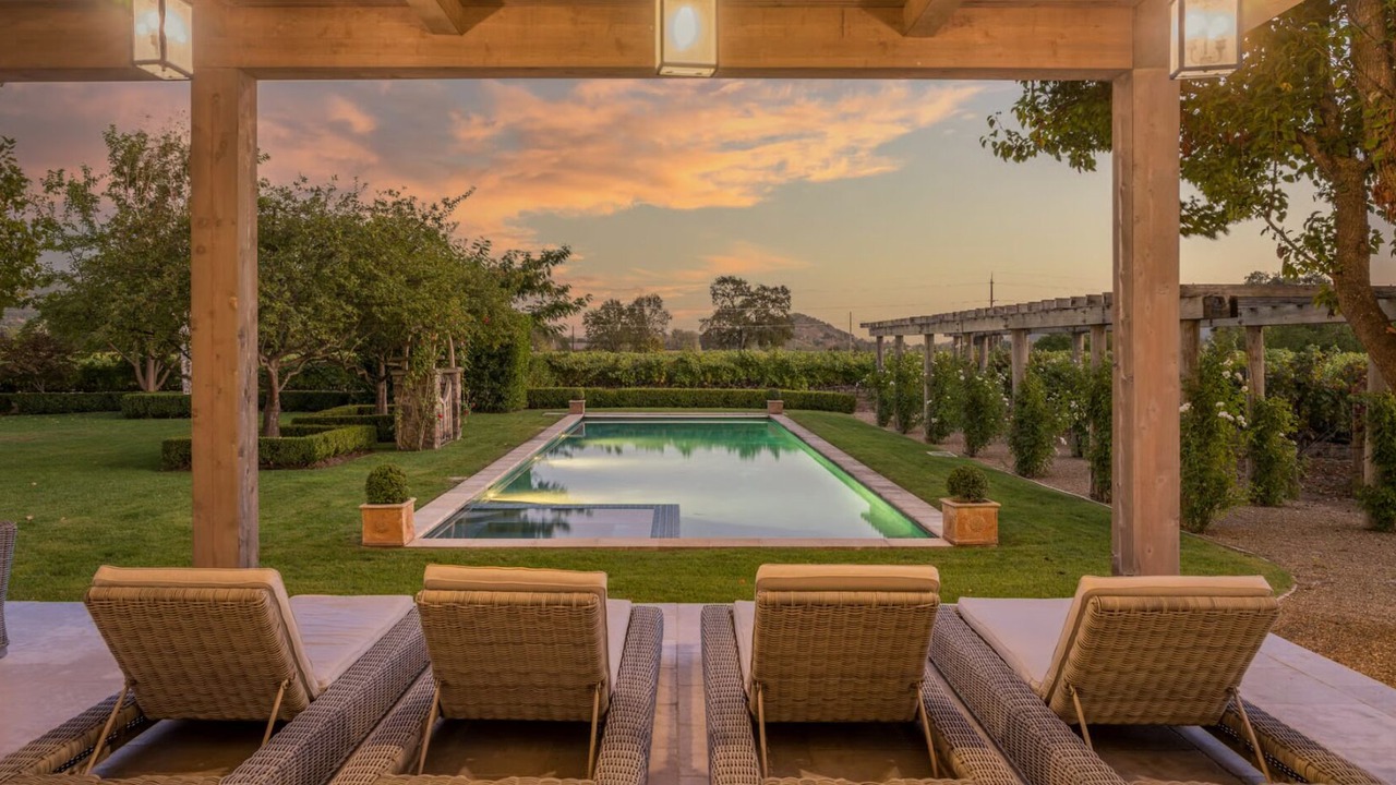 Photo of Outdoor in Rutherford
