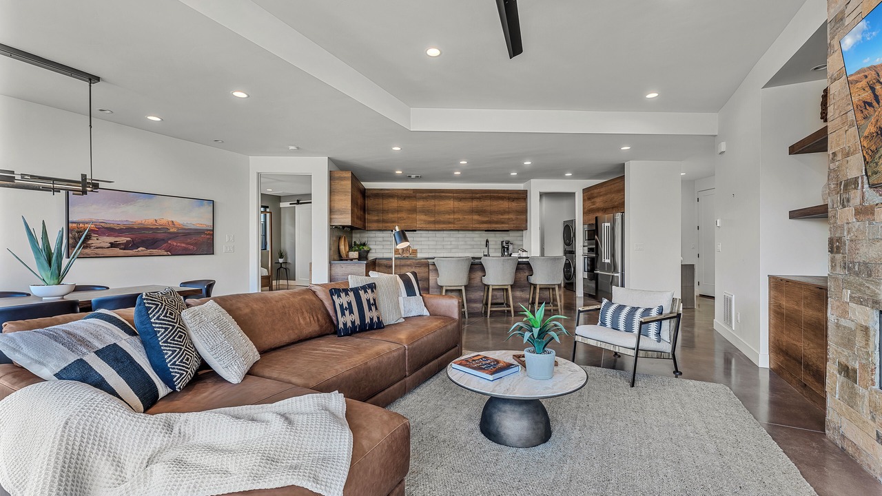 Photo of Livingroom in Ivins
