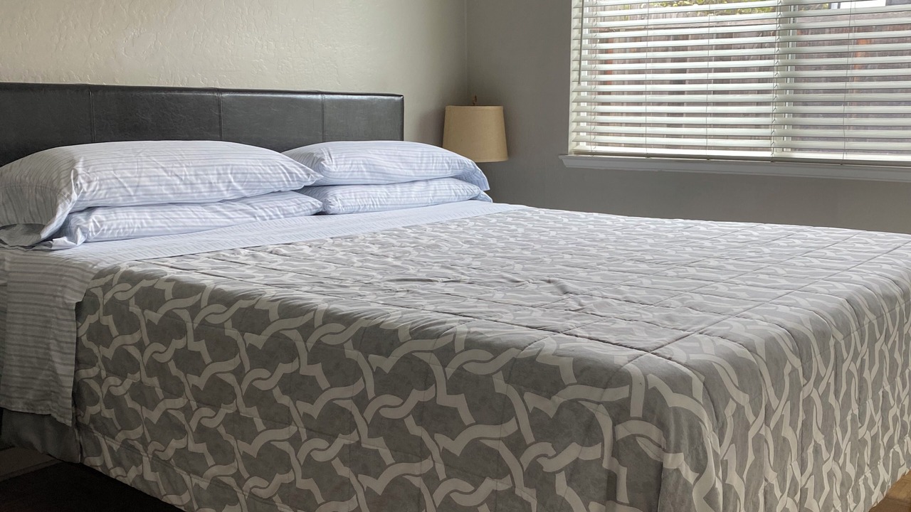 Photo of Bedroom in Alameda
