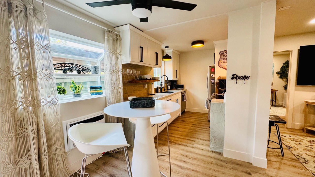 Photo of Kitchen in Midway District