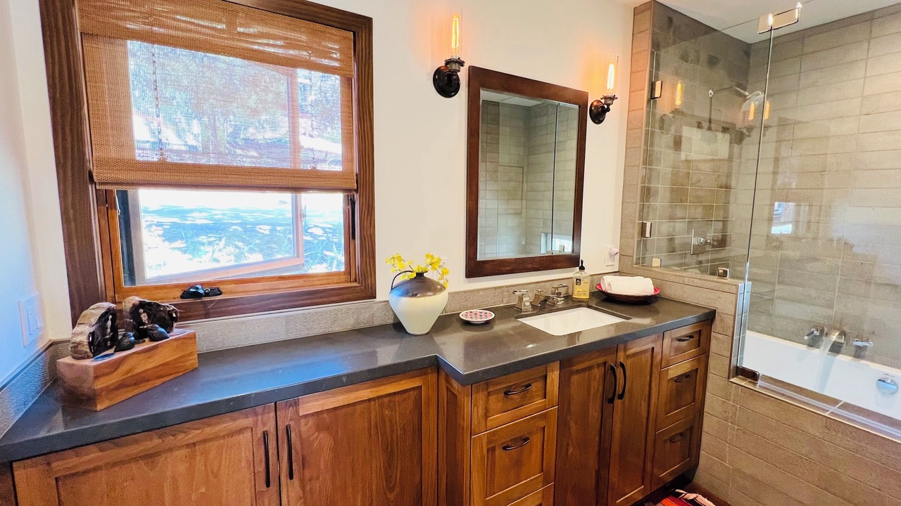 Photo of Bathroom in Fawnskin
