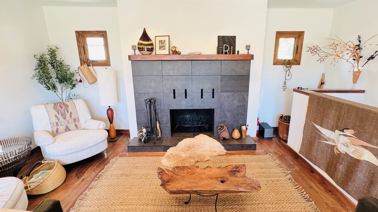 Photo of Livingroom in Fawnskin