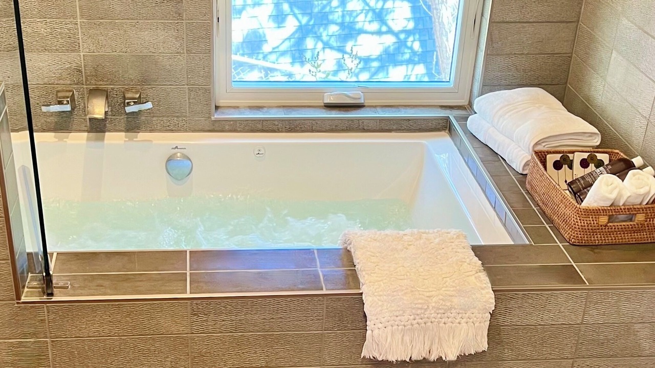 Photo of Bathroom in Fawnskin