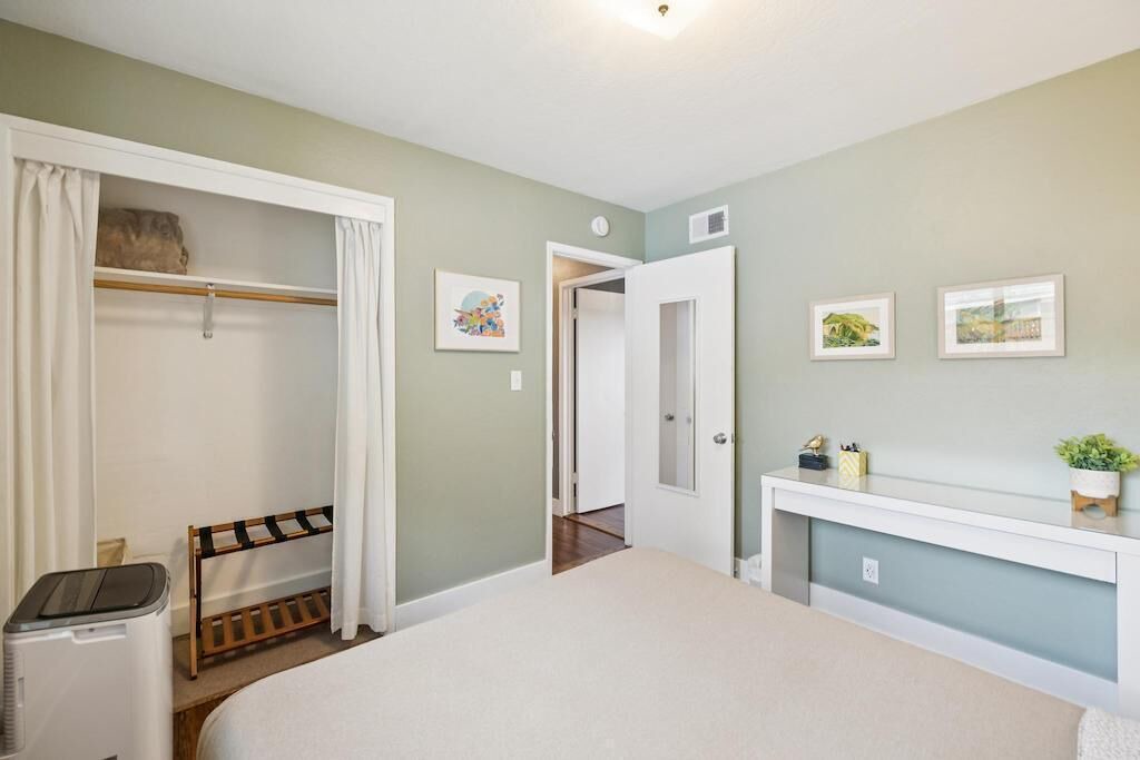 Photo of Bedroom in Willow Glen
