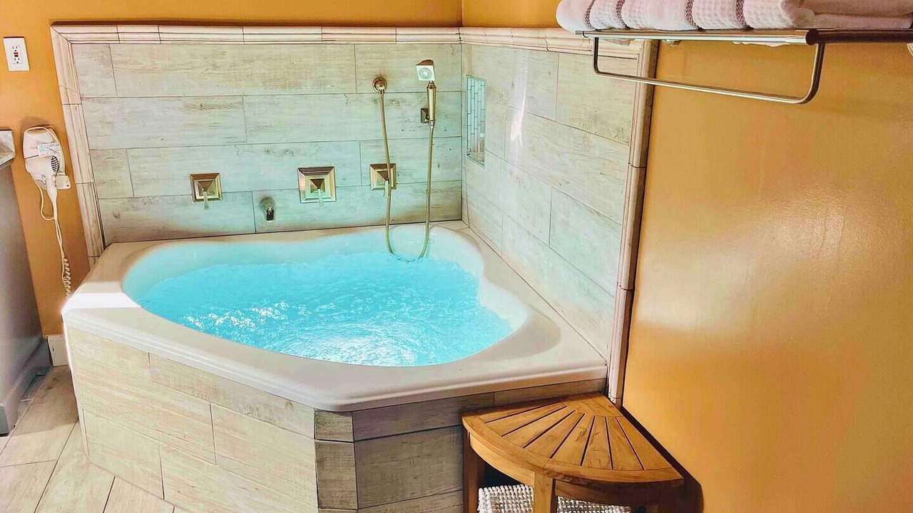 Photo of Bathroom in Orange
