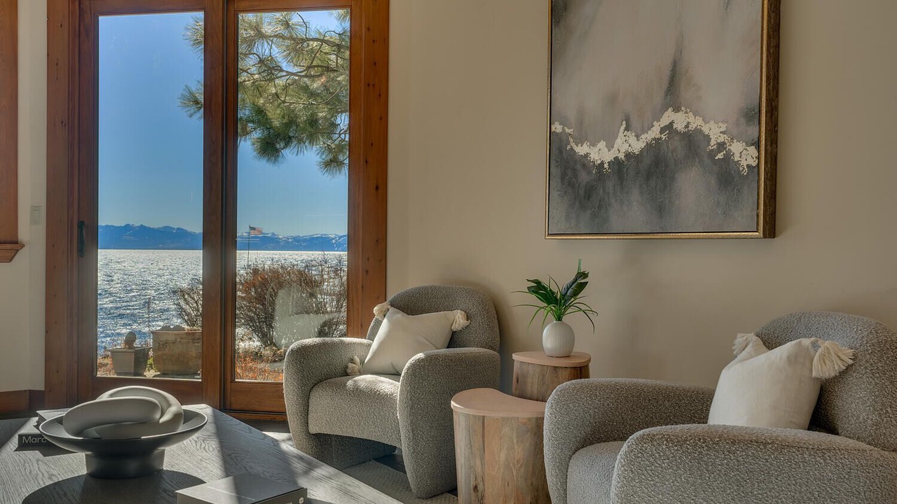 Photo of Livingroom in Tahoe Vista