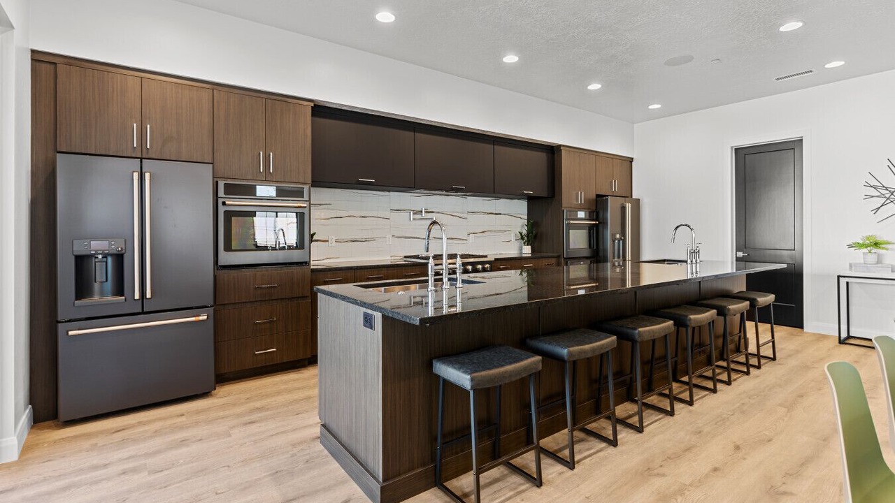 Photo of Kitchen in Hurricane