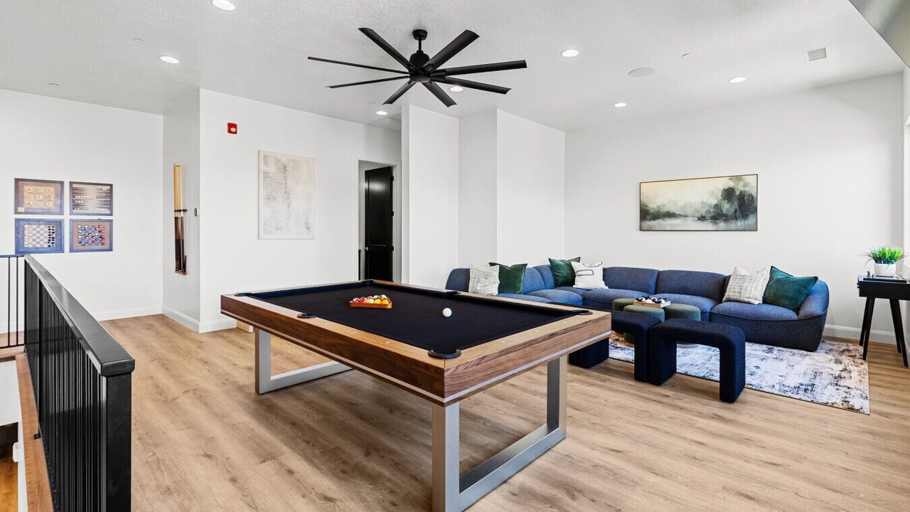 Photo of Bedroom in Hurricane