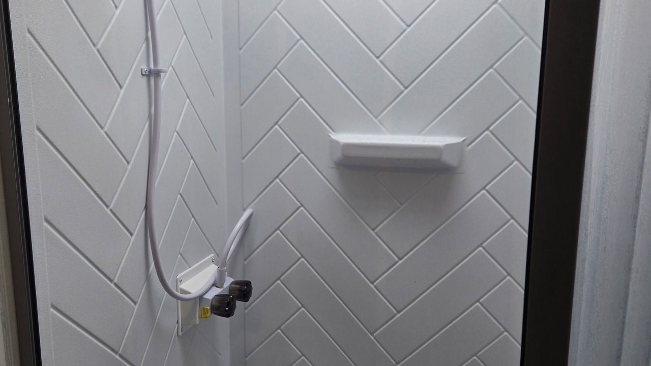 Photo of Bathroom in Dolan Springs